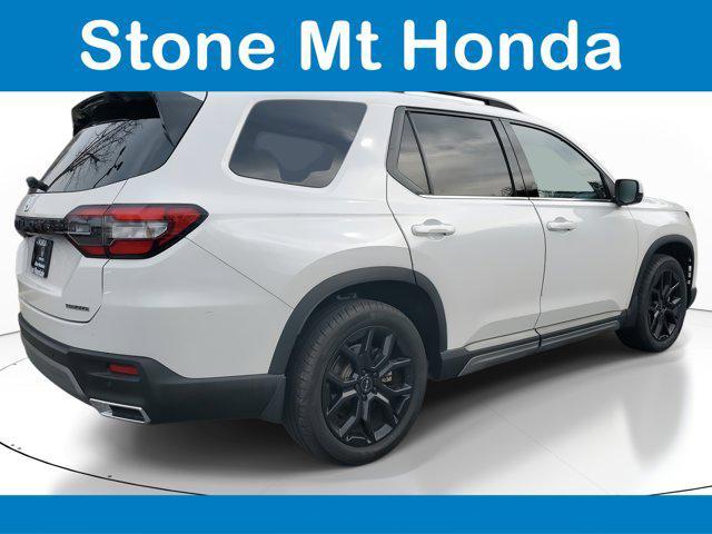 used 2025 Honda Pilot car, priced at $40,449