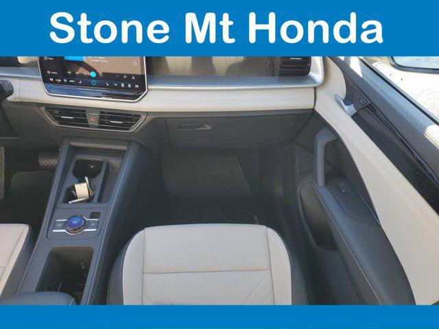 used 2025 Volkswagen Tiguan car, priced at $29,617