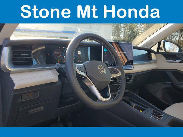 used 2025 Volkswagen Tiguan car, priced at $29,617