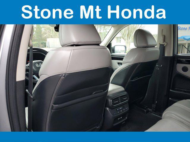 used 2023 Honda Pilot car, priced at $35,928