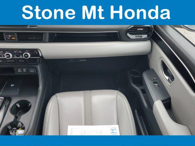used 2023 Honda Pilot car, priced at $35,928