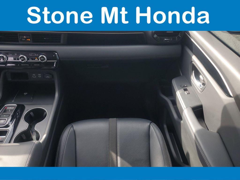 used 2025 Honda Pilot car, priced at $44,991
