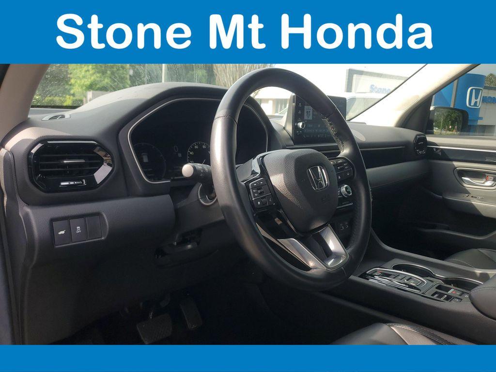 used 2025 Honda Pilot car, priced at $44,991