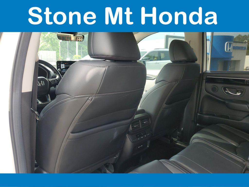 used 2025 Honda Pilot car, priced at $44,991