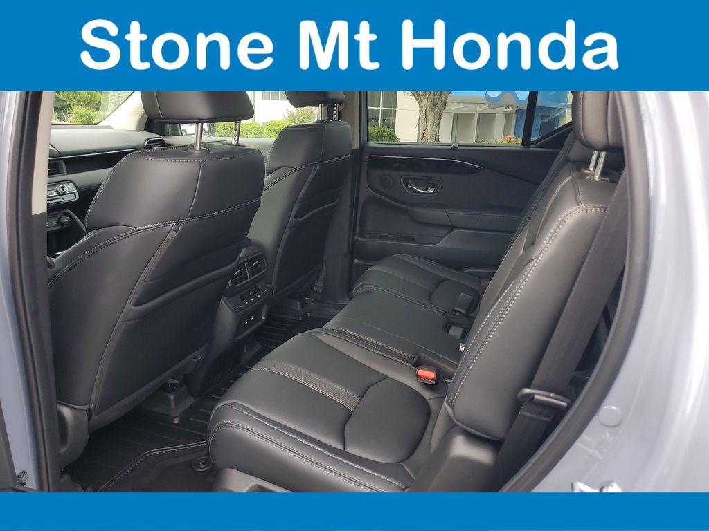 new 2026 Honda Pilot car, priced at $47,395