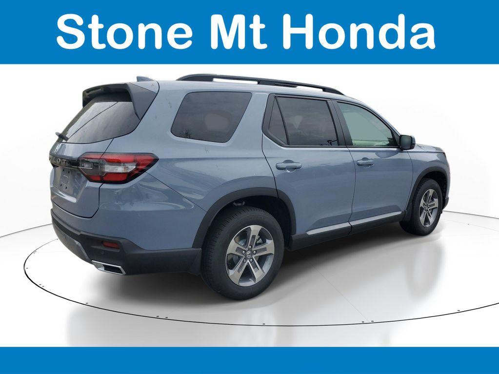 new 2026 Honda Pilot car, priced at $47,395
