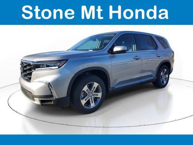 used 2025 Honda Pilot car, priced at $42,925