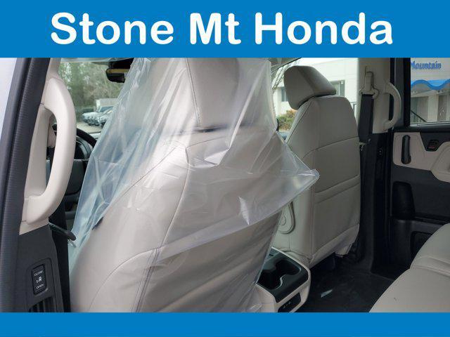 new 2026 Honda Odyssey car, priced at $44,290