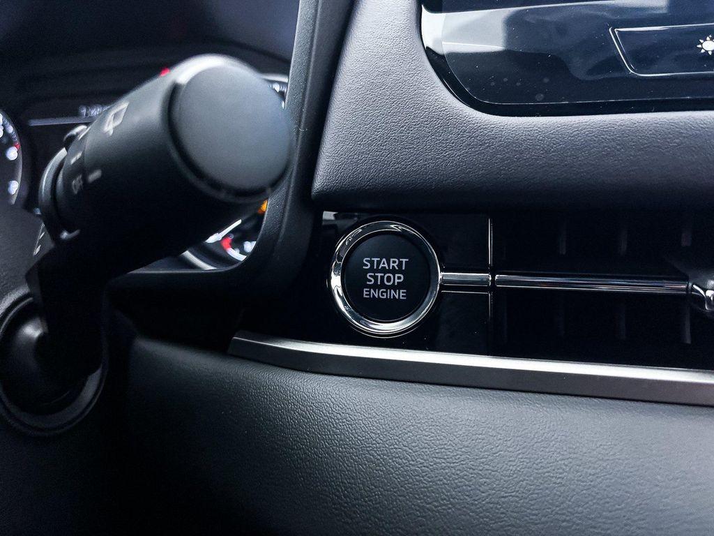 new 2025 Mitsubishi Outlander car, priced at $28,376