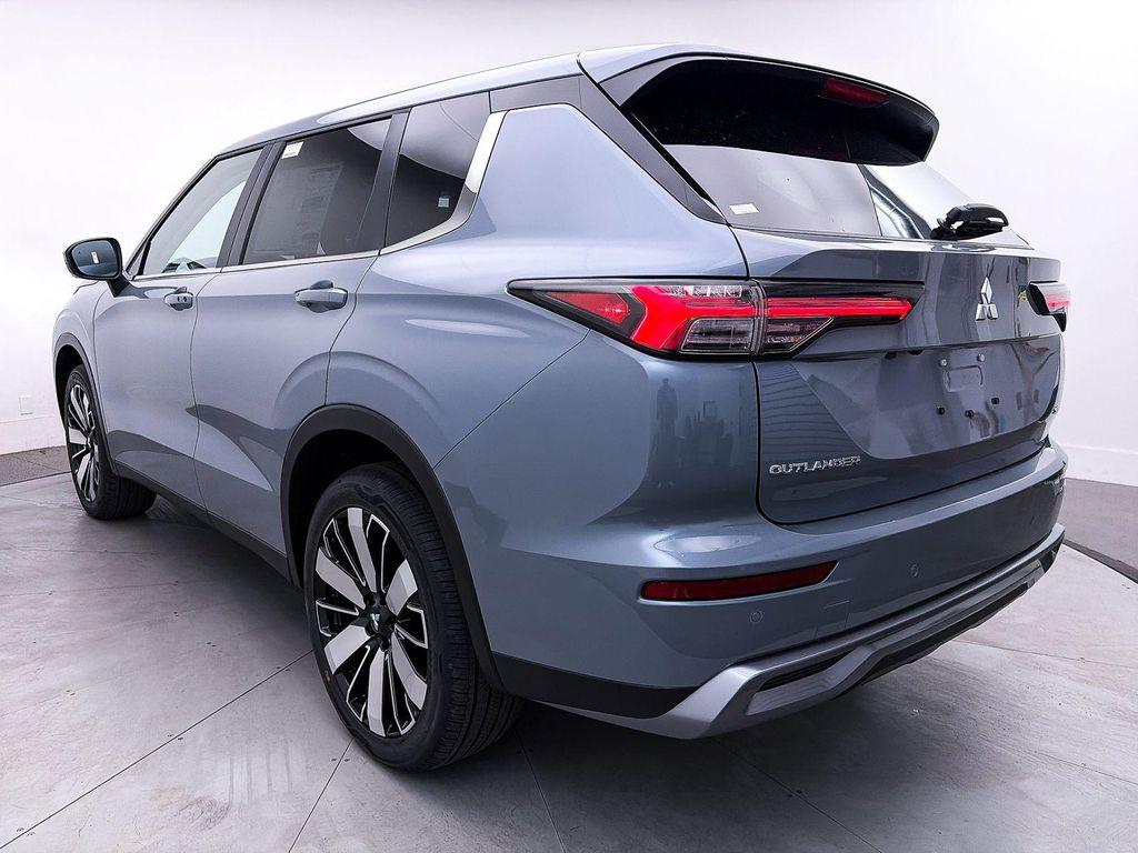 new 2026 Mitsubishi Outlander car, priced at $35,753