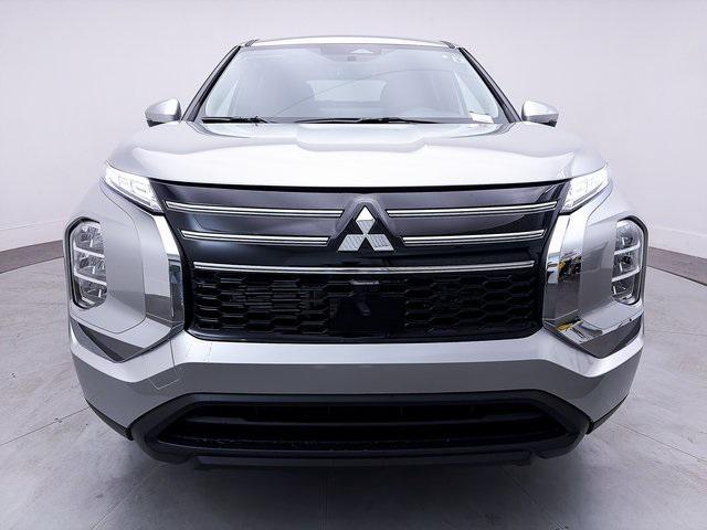 new 2026 Mitsubishi Outlander car, priced at $30,346