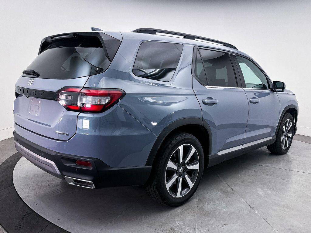 used 2023 Honda Pilot car, priced at $38,990