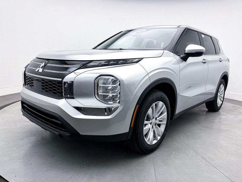 new 2025 Mitsubishi Outlander car, priced at $27,840