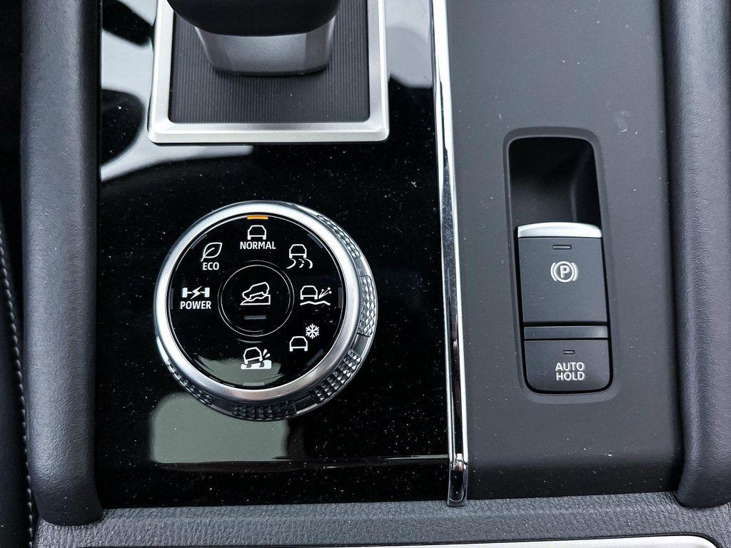 new 2025 Mitsubishi Outlander PHEV car, priced at $44,189