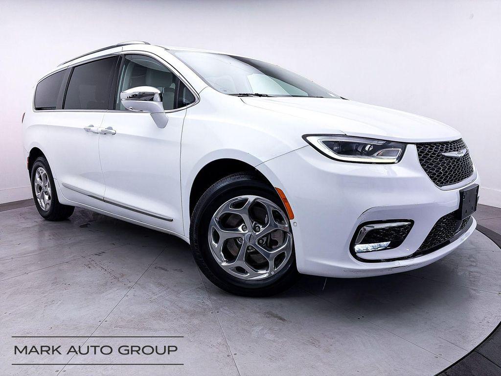 used 2021 Chrysler Pacifica car, priced at $27,992