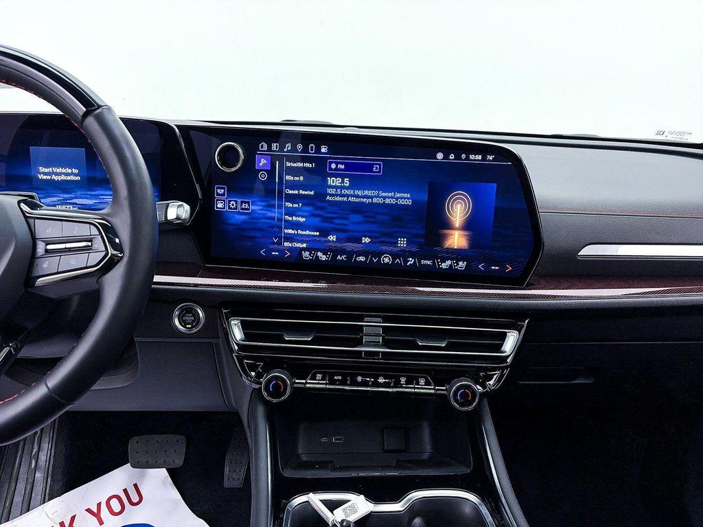 used 2024 Chevrolet Traverse car, priced at $49,782