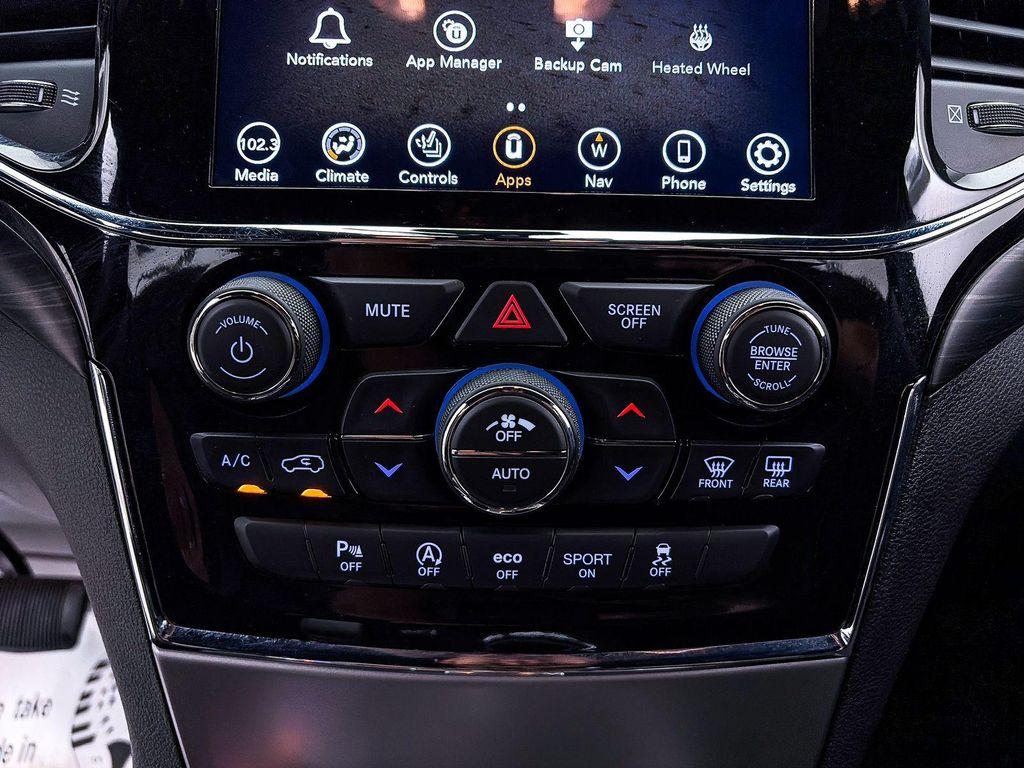 used 2021 Jeep Grand Cherokee car, priced at $20,990