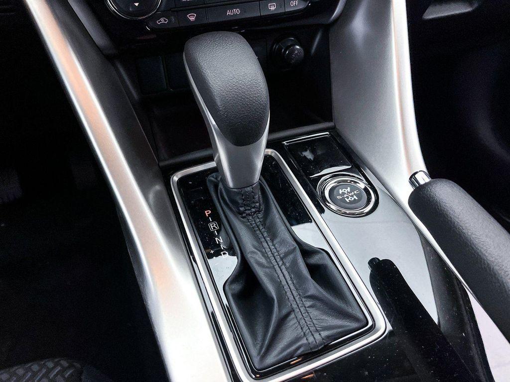 new 2025 Mitsubishi Eclipse Cross car, priced at $24,384