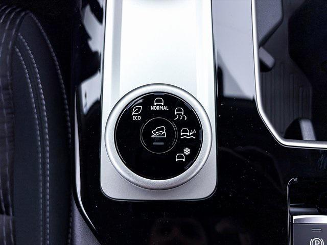 new 2025 Mitsubishi Outlander car, priced at $27,840