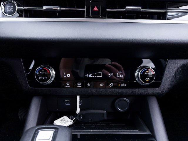 new 2025 Mitsubishi Outlander car, priced at $27,840