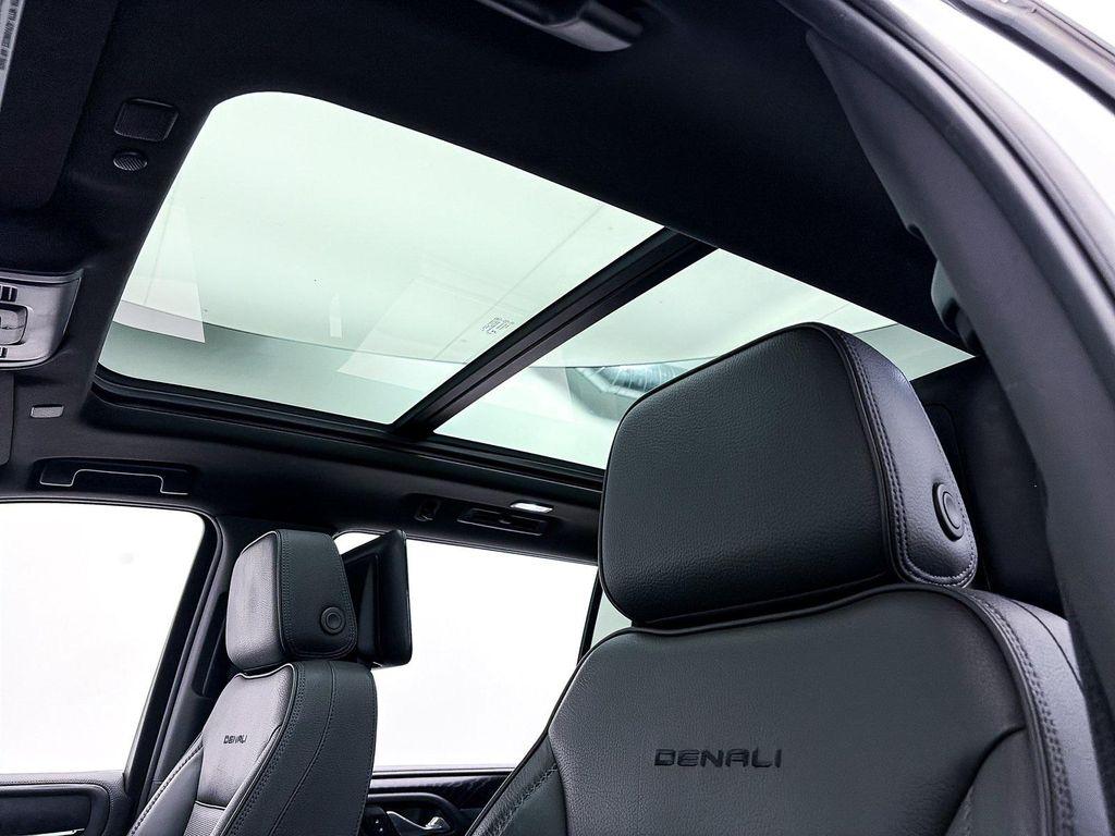 used 2023 GMC Yukon XL car, priced at $59,992