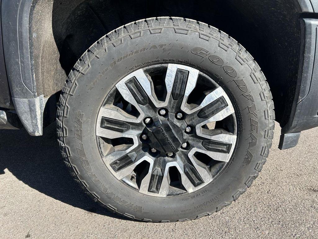 used 2025 GMC Sierra 2500 car, priced at $84,593