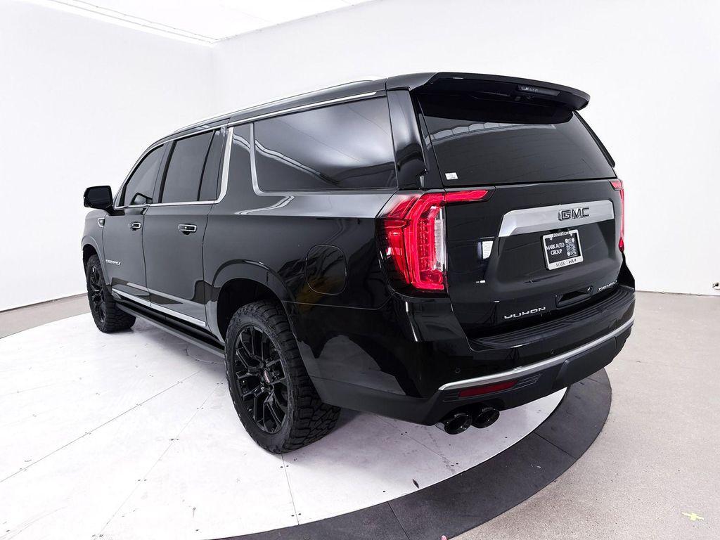 used 2022 GMC Yukon XL car, priced at $56,800