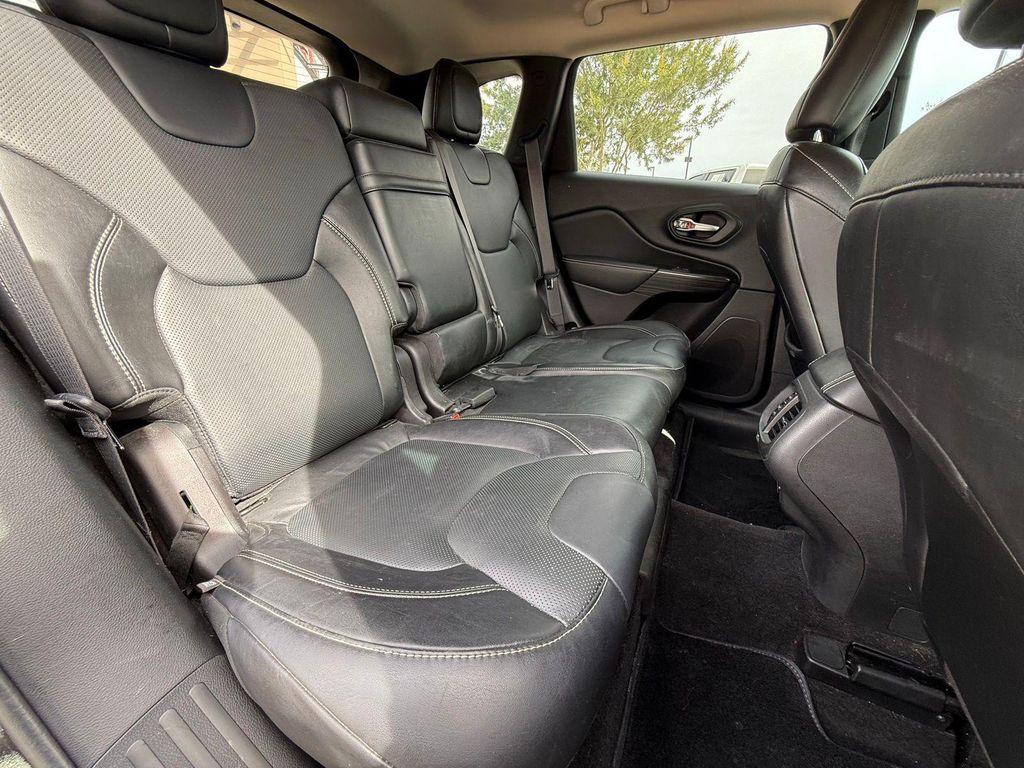 used 2014 Jeep Cherokee car, priced at $8,791