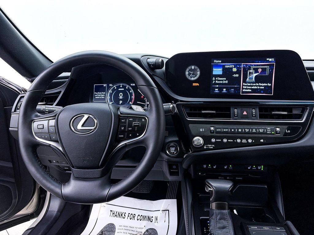 used 2022 Lexus ES 350 car, priced at $33,392