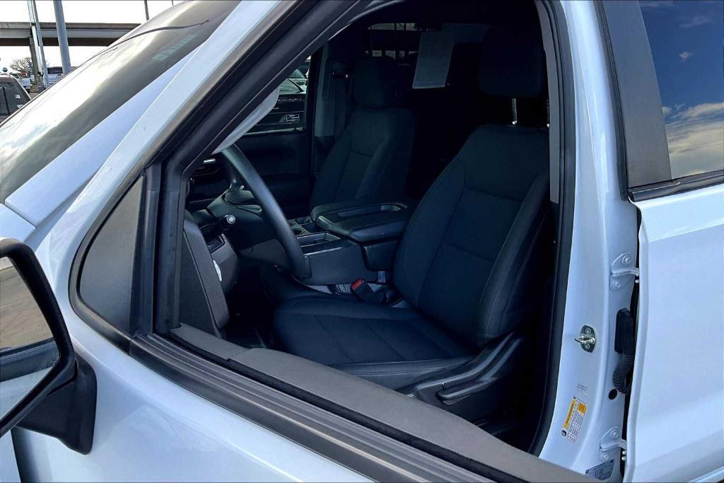 used 2023 GMC Sierra 1500 car, priced at $28,658