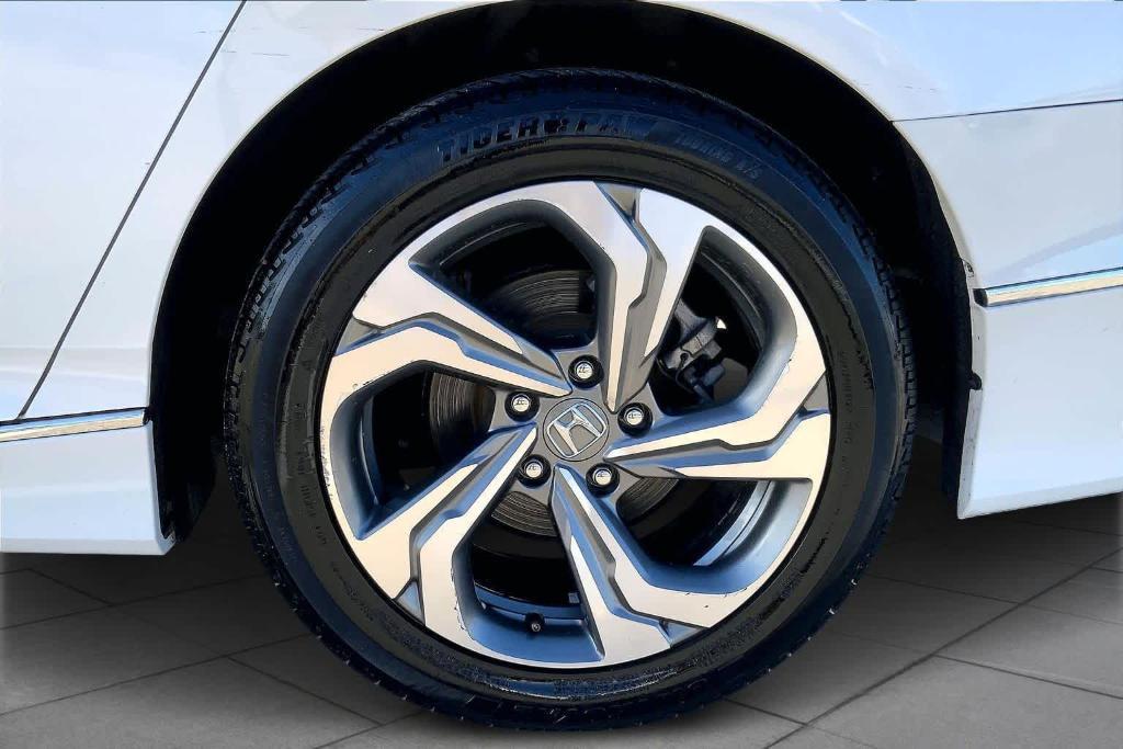 used 2018 Honda Accord car, priced at $15,555