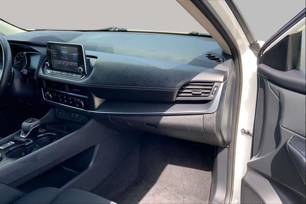 used 2024 Nissan Rogue car, priced at $20,224