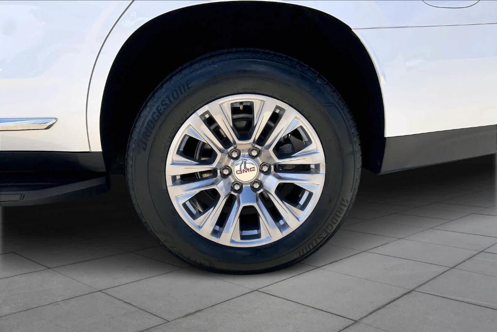 used 2023 GMC Yukon car, priced at $52,999