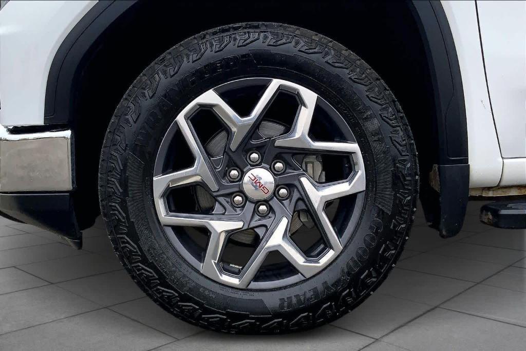 used 2023 GMC Sierra 1500 car, priced at $39,495