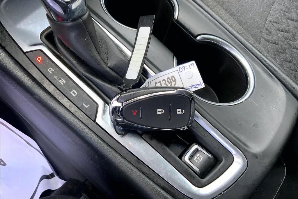 used 2022 Chevrolet Equinox car, priced at $14,975