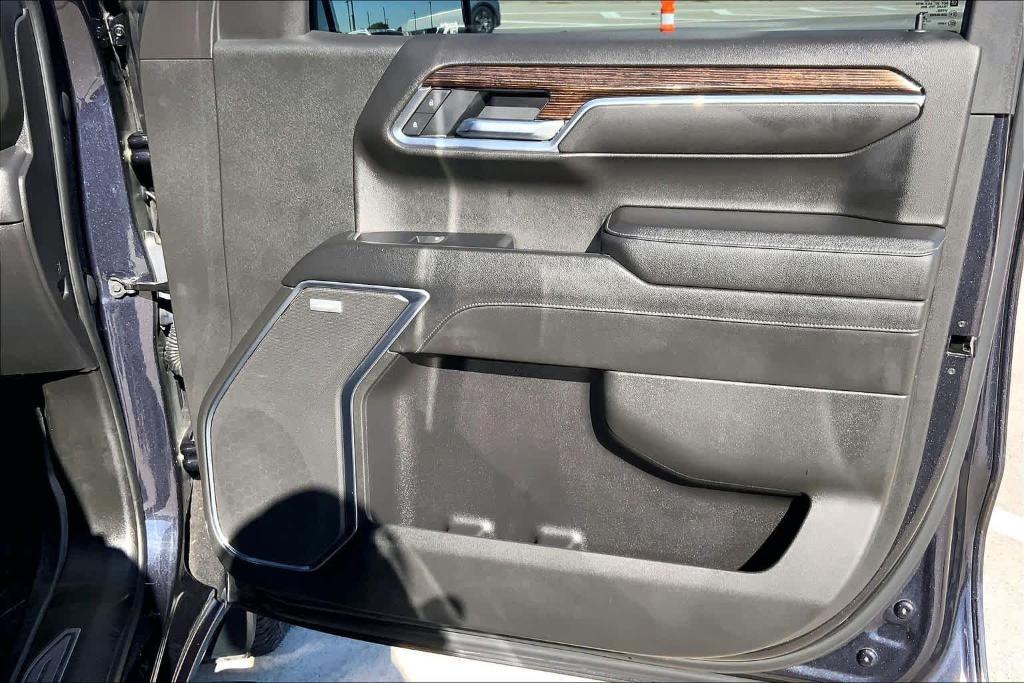 used 2022 GMC Sierra 1500 car, priced at $41,899