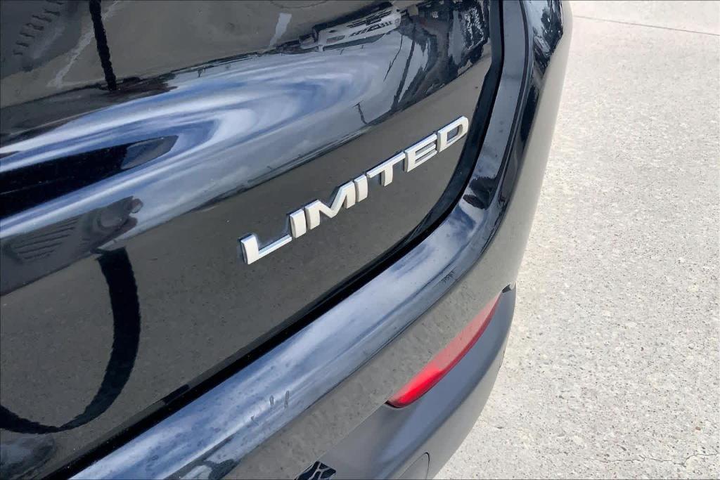 used 2018 Jeep Compass car, priced at $12,998