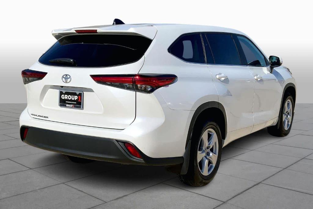 used 2023 Toyota Highlander car, priced at $27,795
