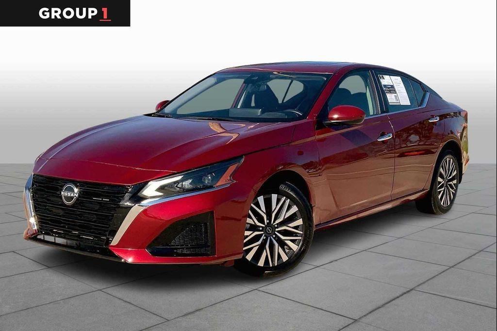 used 2023 Nissan Altima car, priced at $17,281