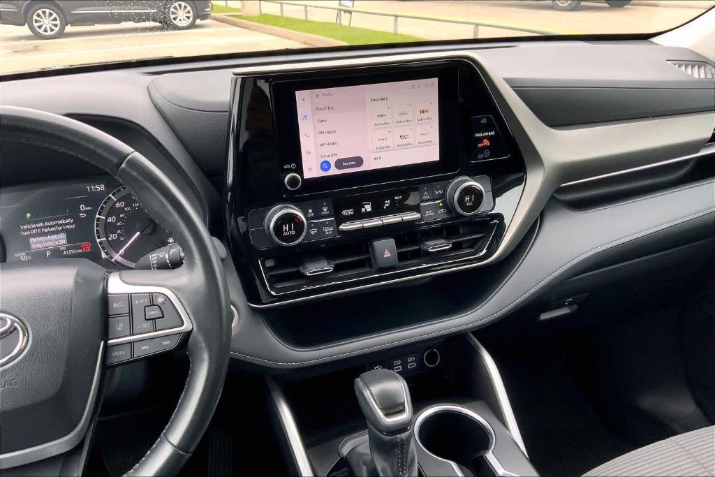 used 2024 Toyota Highlander car, priced at $32,333