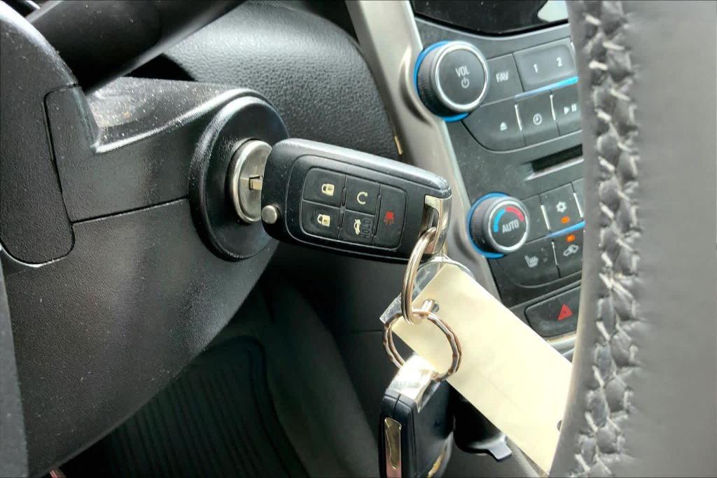 used 2015 Chevrolet Malibu car, priced at $9,995