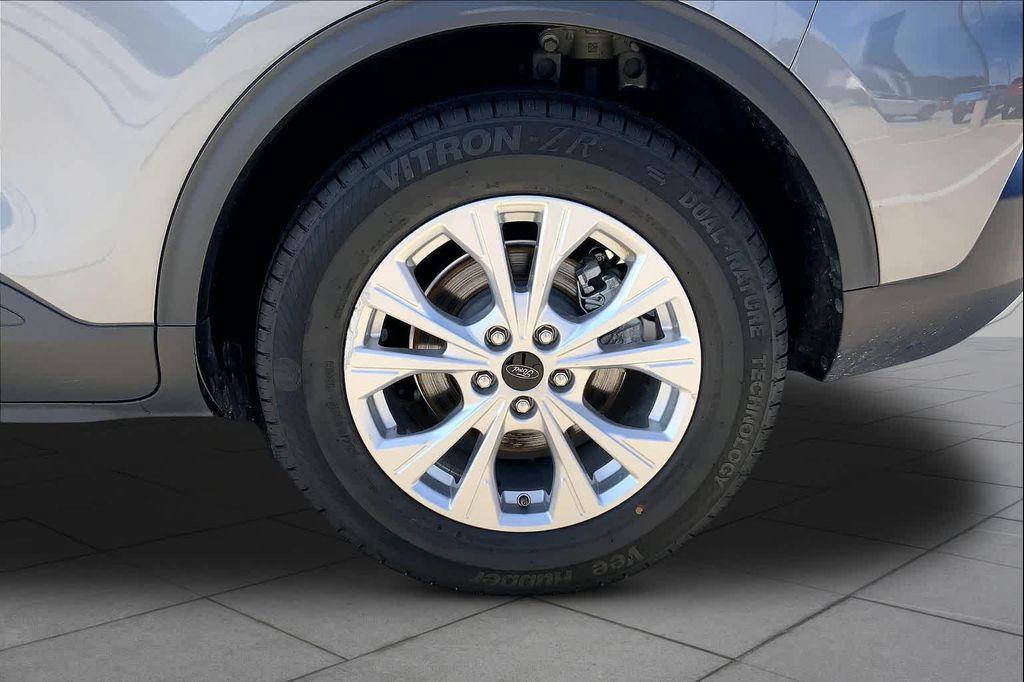 used 2024 Ford Escape car, priced at $17,824