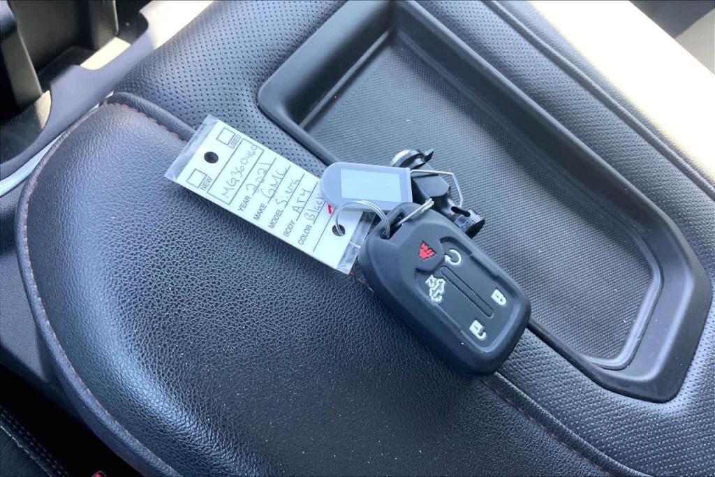 used 2021 GMC Sierra 1500 car, priced at $32,254