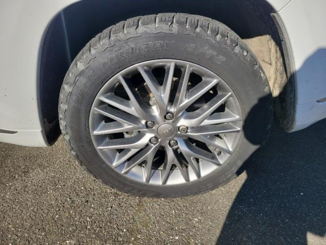 used 2018 Jeep Grand Cherokee car, priced at $21,800