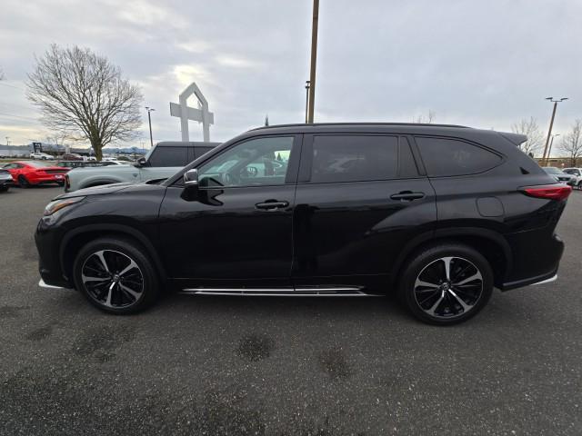 used 2022 Toyota Highlander car, priced at $36,955