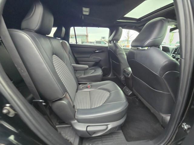 used 2022 Toyota Highlander car, priced at $36,955