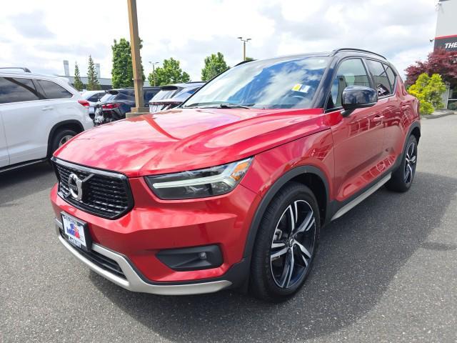 used 2021 Volvo XC40 car, priced at $27,850