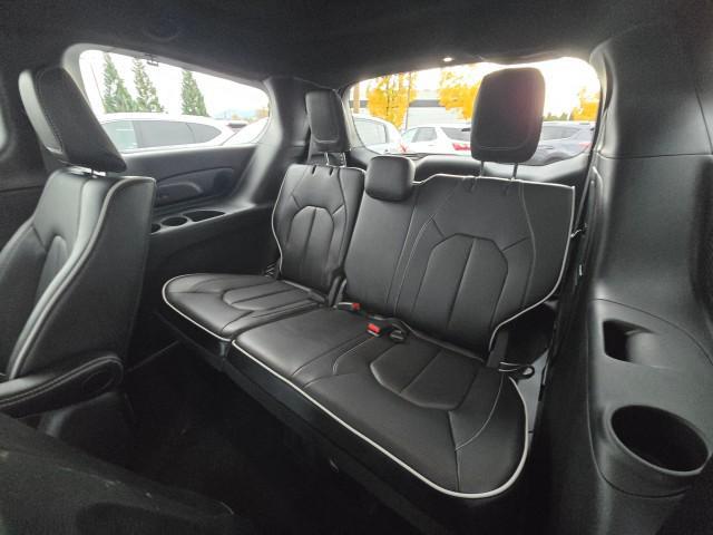 used 2024 Chrysler Pacifica Hybrid car, priced at $39,988