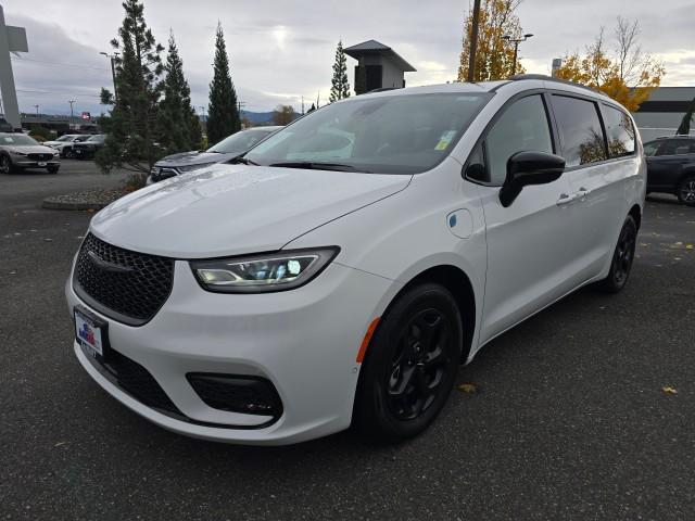 used 2024 Chrysler Pacifica Hybrid car, priced at $39,988