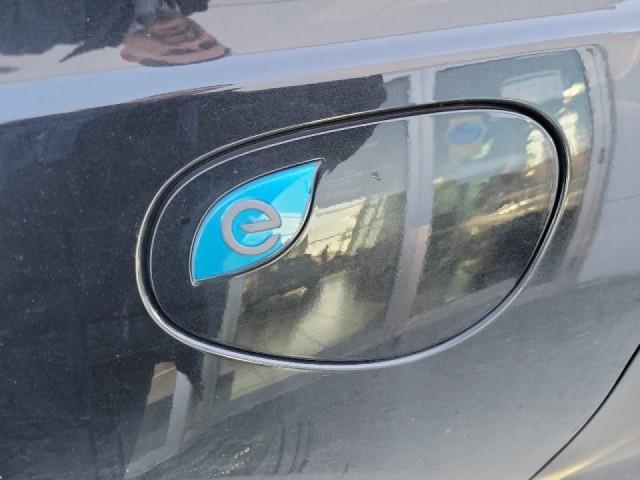 used 2024 Chrysler Pacifica Hybrid car, priced at $35,850